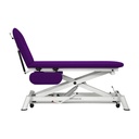 Camilla hidráulica de 2 cuerpos con respaldo negativo, subida recta sin desplazamiento lateral y con ruedas